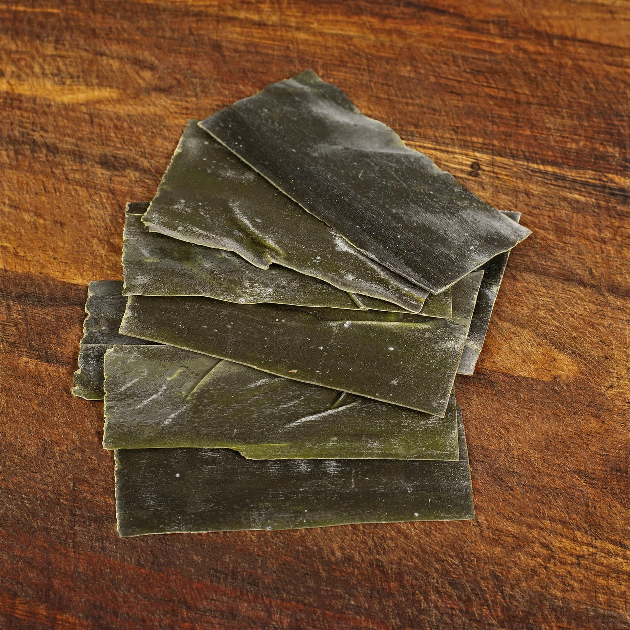 Hokkaido Ma Kombu Seaweed – Pre-Cut Kombu Kelp for Dashi Stock, Rich in Umami (2.24oz)